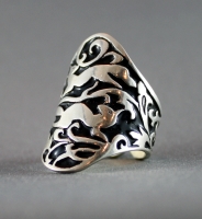 Squirrel ring